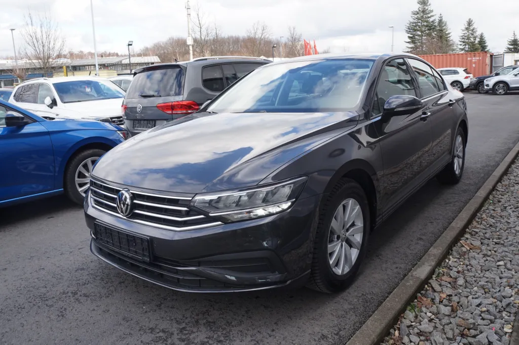 Volkswagen Passat 1.5 TSI DSG*NAVI*LED*TEMPOMAT*PDC* Image 3