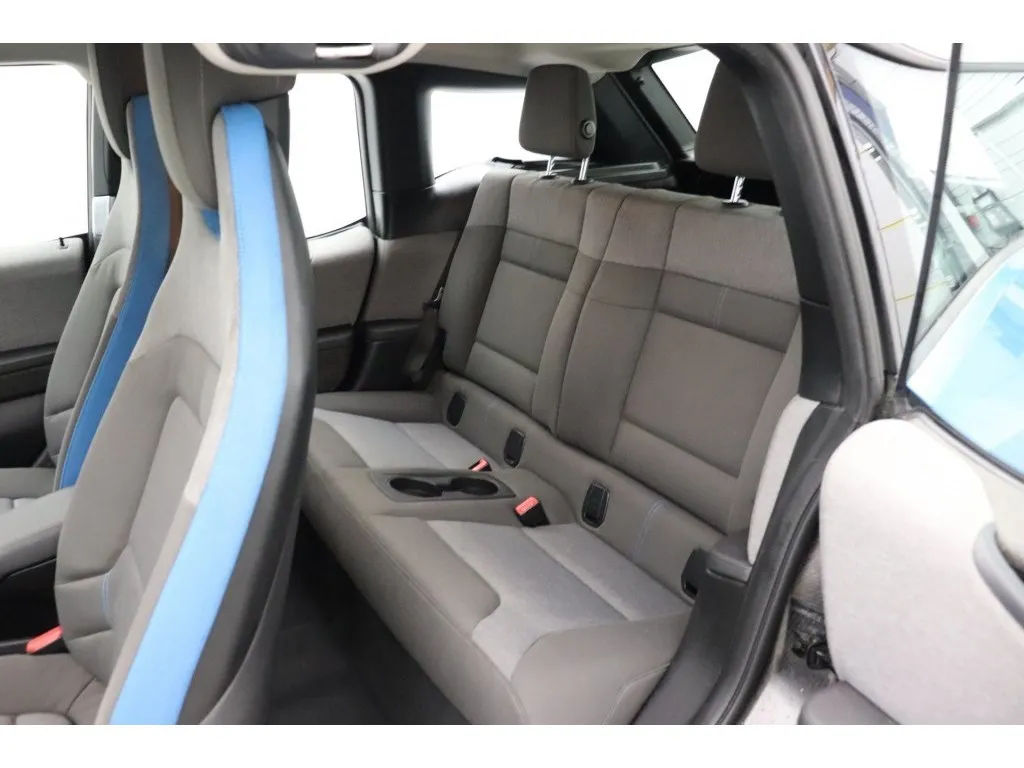 BMW i3 BlueLine 94AH 33kWh incl. BTW wegenbelastingvrij Image 7